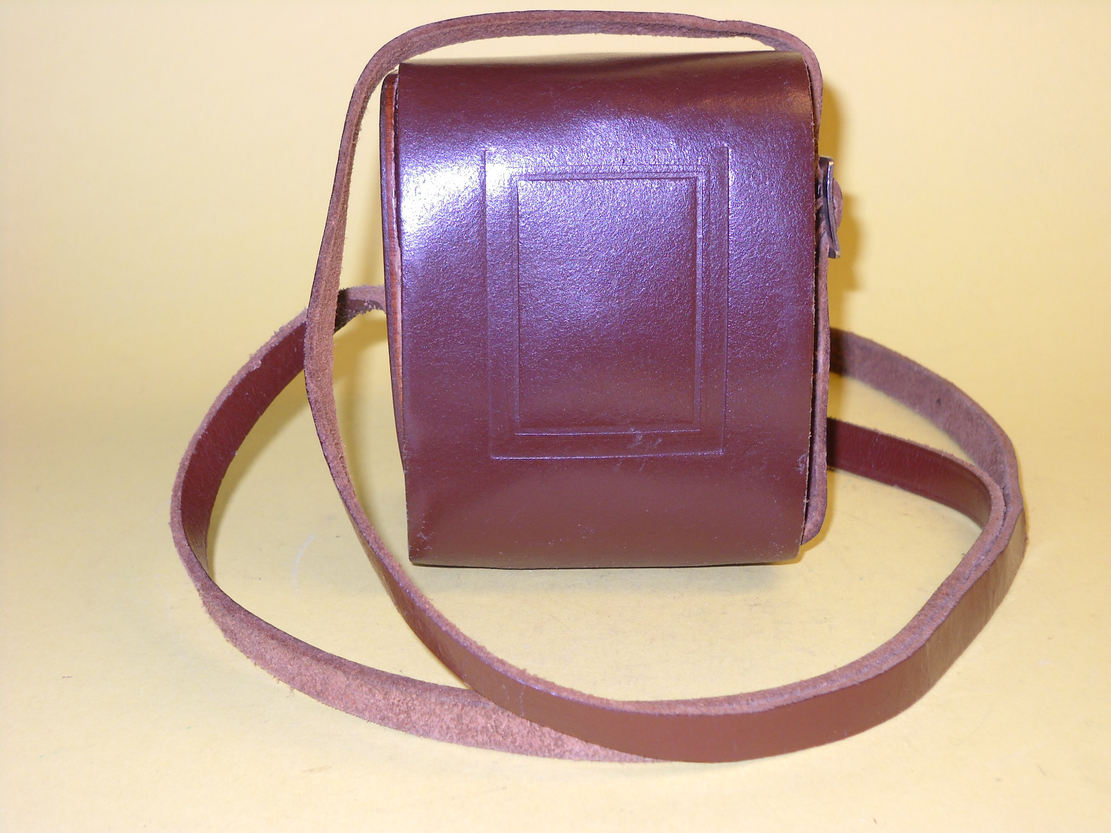 Vintage case in leather for Bilora Boy in very good condition!