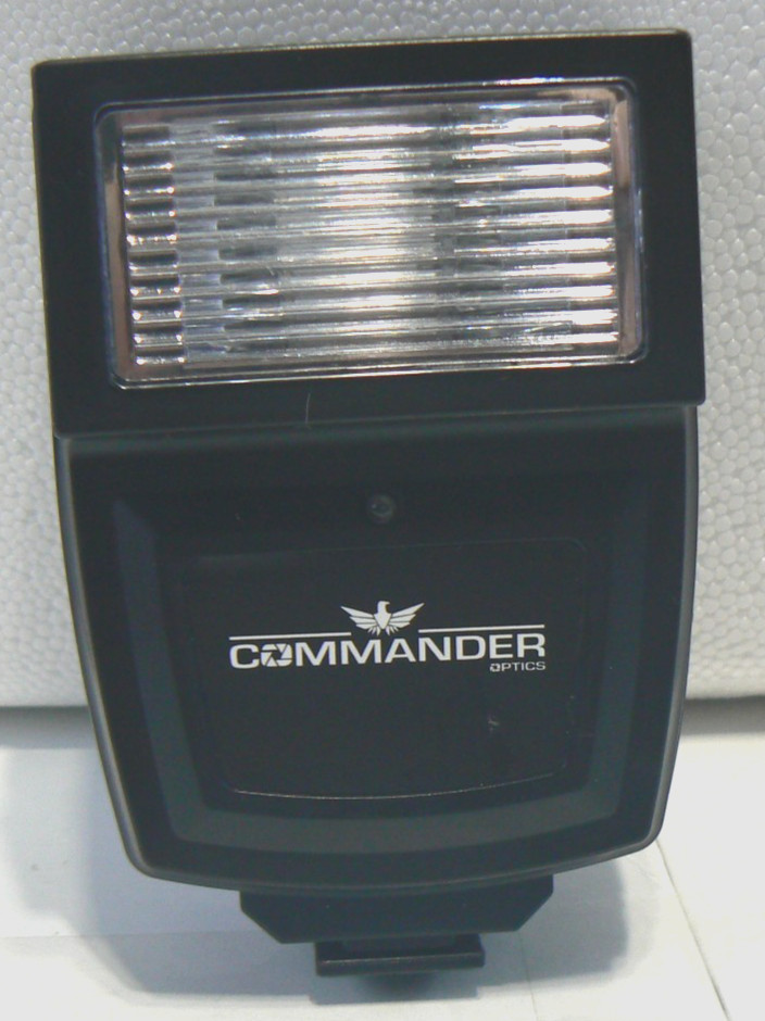 Commander Optics Camera Universal Hot Shoe Flash – Works TESTED
