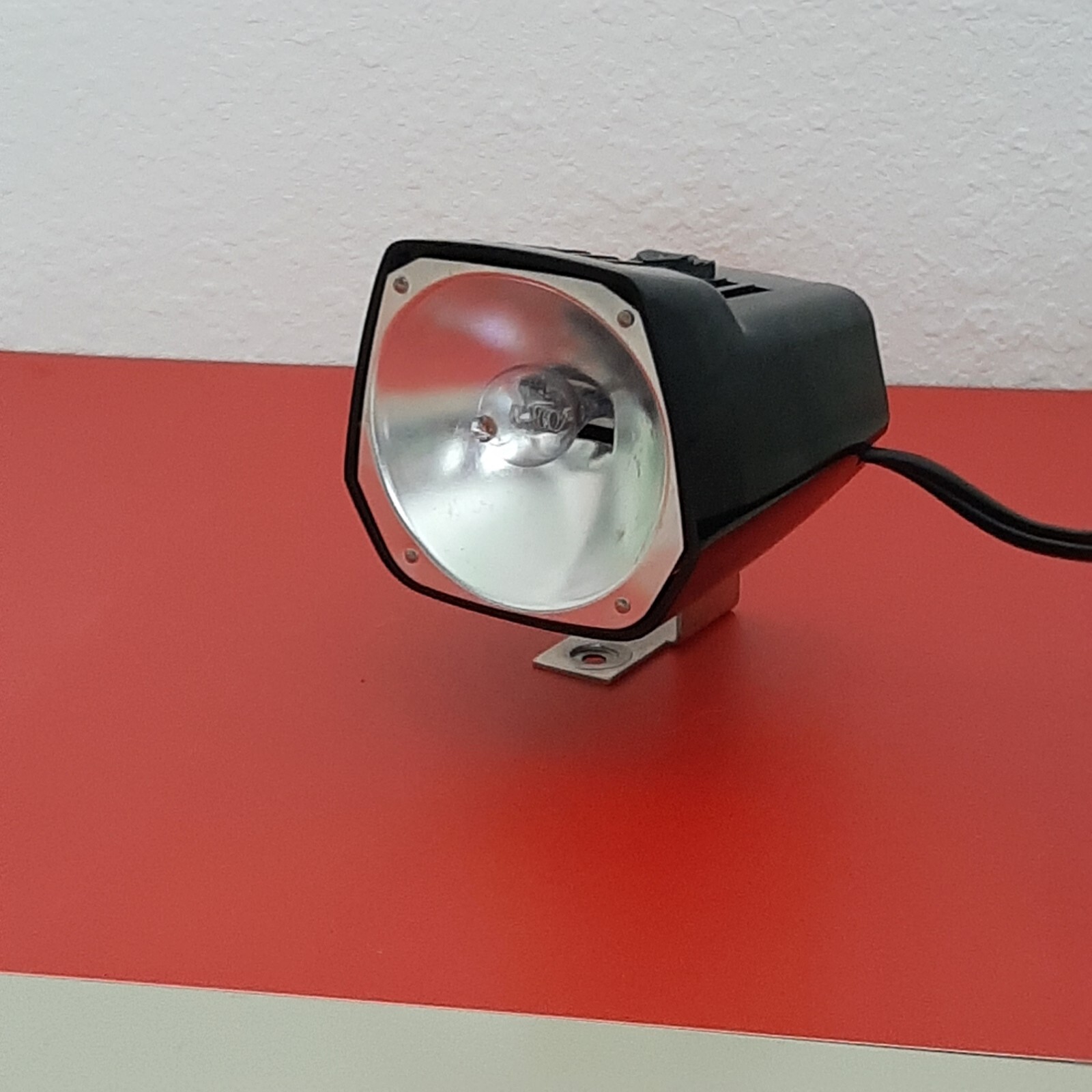 Vtg GE Mardi Gras Flood Beam Movie Light Model MG 650w tested working bulb