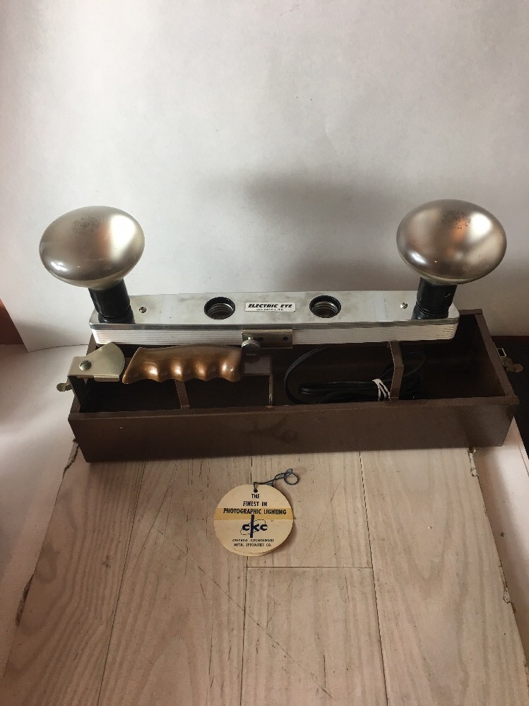 Vintage Ckc Photo Lighting 4 Light Light Bar In Case
