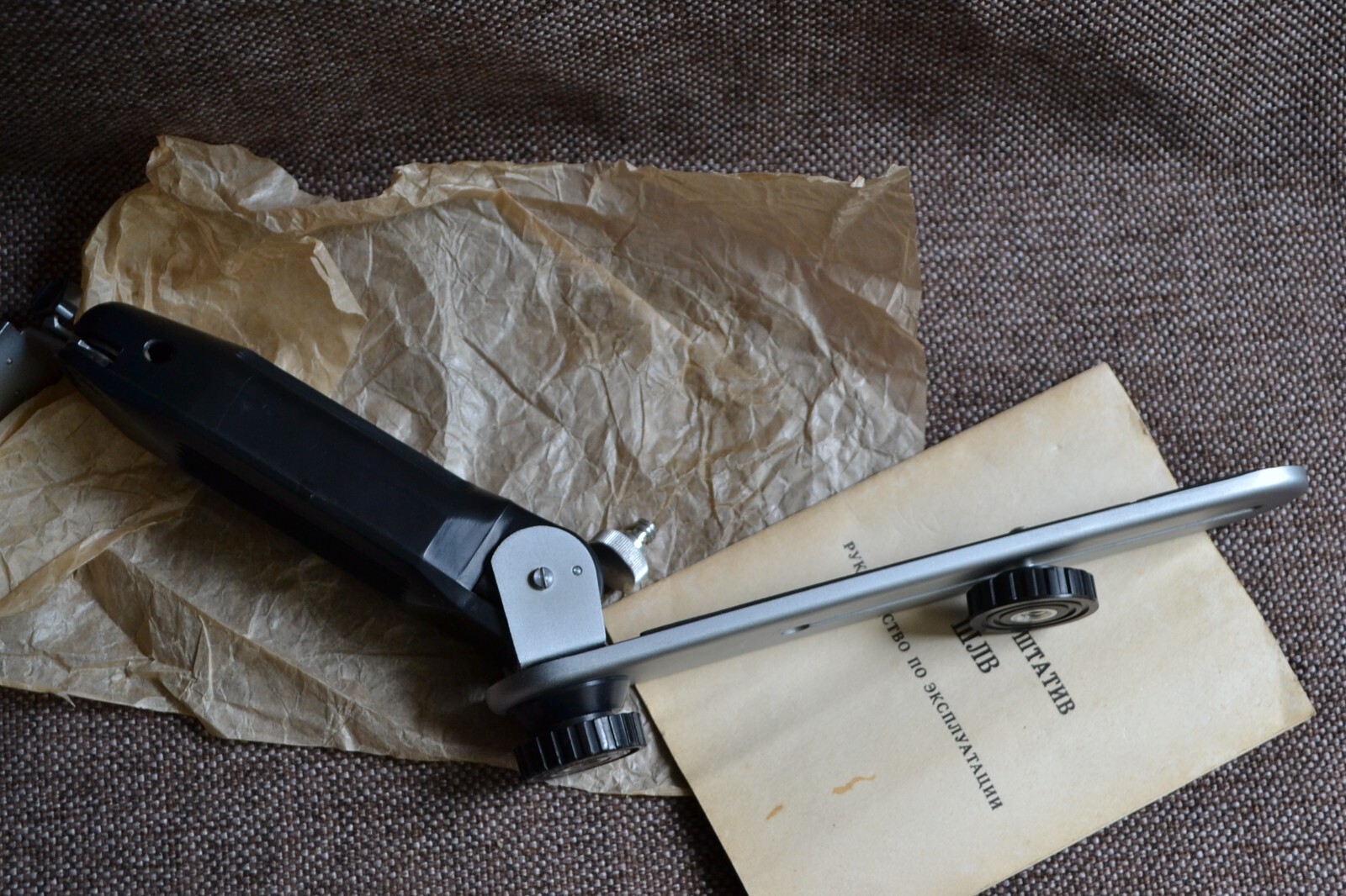 Vintage Grip Tripod Hand manual For Camera and flash lamps 1 pc