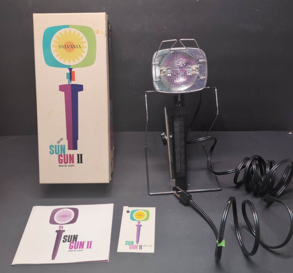 SYLVANIA SUN GUN II SG-55 Movie Lighting 1960s Vintage TESTED WORKS