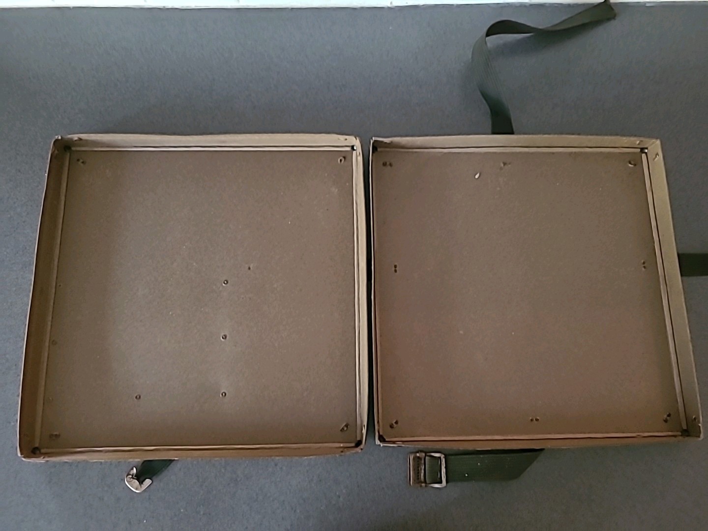 Vintage 16mm Film Reel Shipping Case with Canvas Straps 13×13 Inches