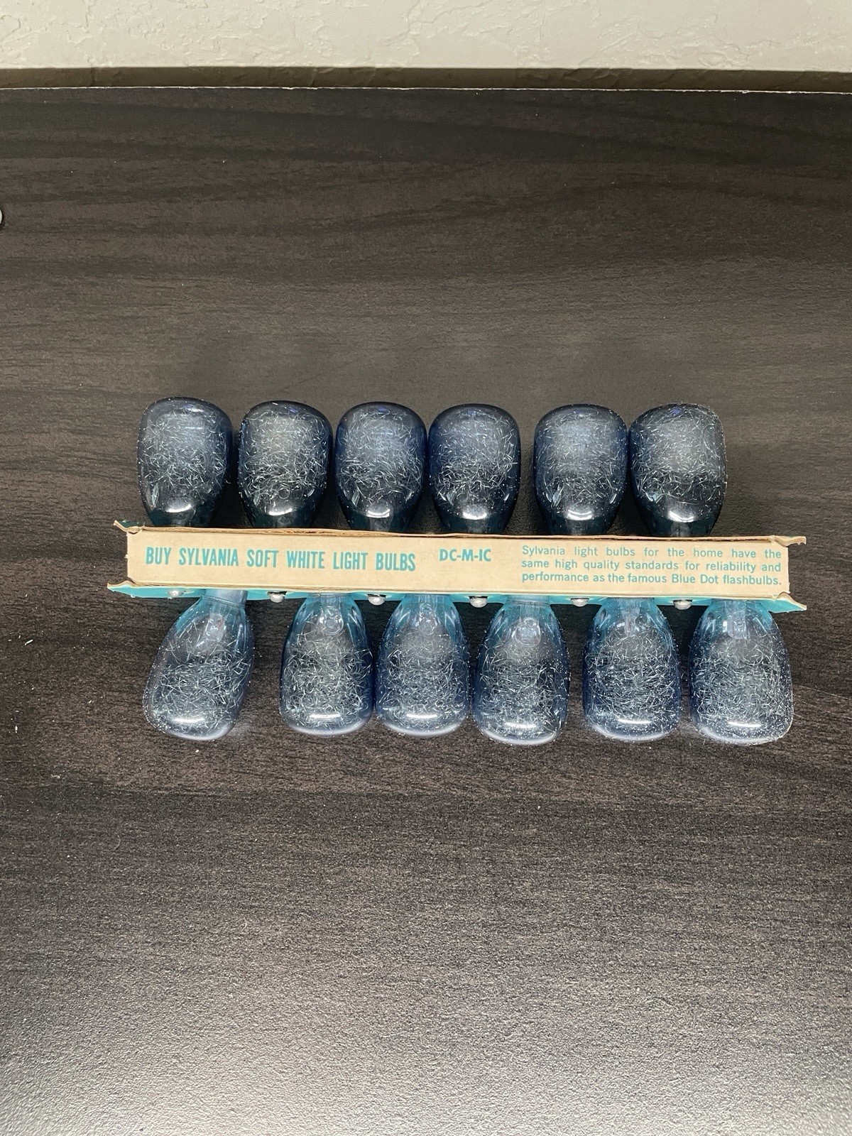 Sylvania Blue Dot M3B Flashbulbs Vintage Box of 12 Blue Bulbs