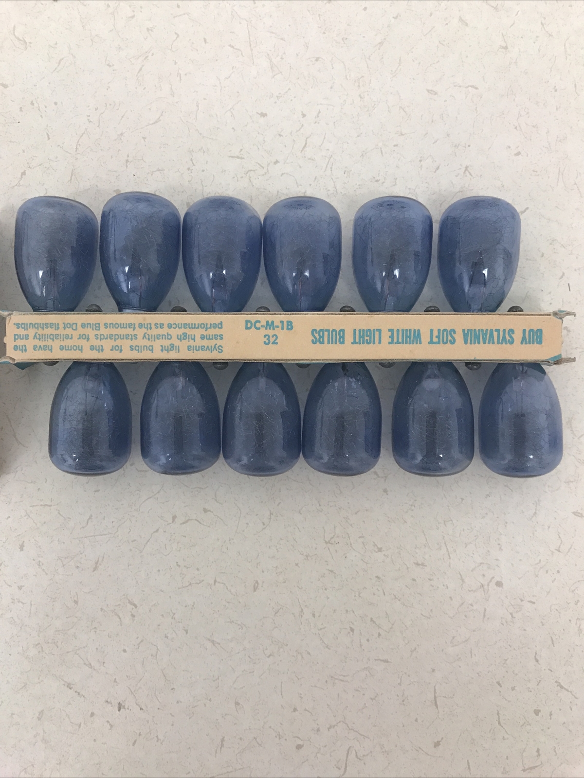 VINTAGE SYLVANIA BLUE DOT M3B FLASHBULBS – 12 bulbs in box