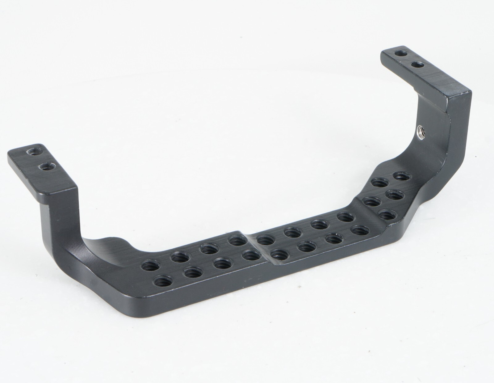 – MOVCAM LEFT SIDE BRACKET FOR SONY PMW-F5/F55 4K CAMCORDERS MFR# 303-1903-USED