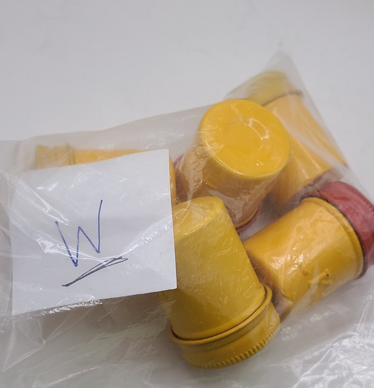 5 Kodak 35mm Metal Film Canisters YELLOW with LIDS – Preowned Vintage (w)
