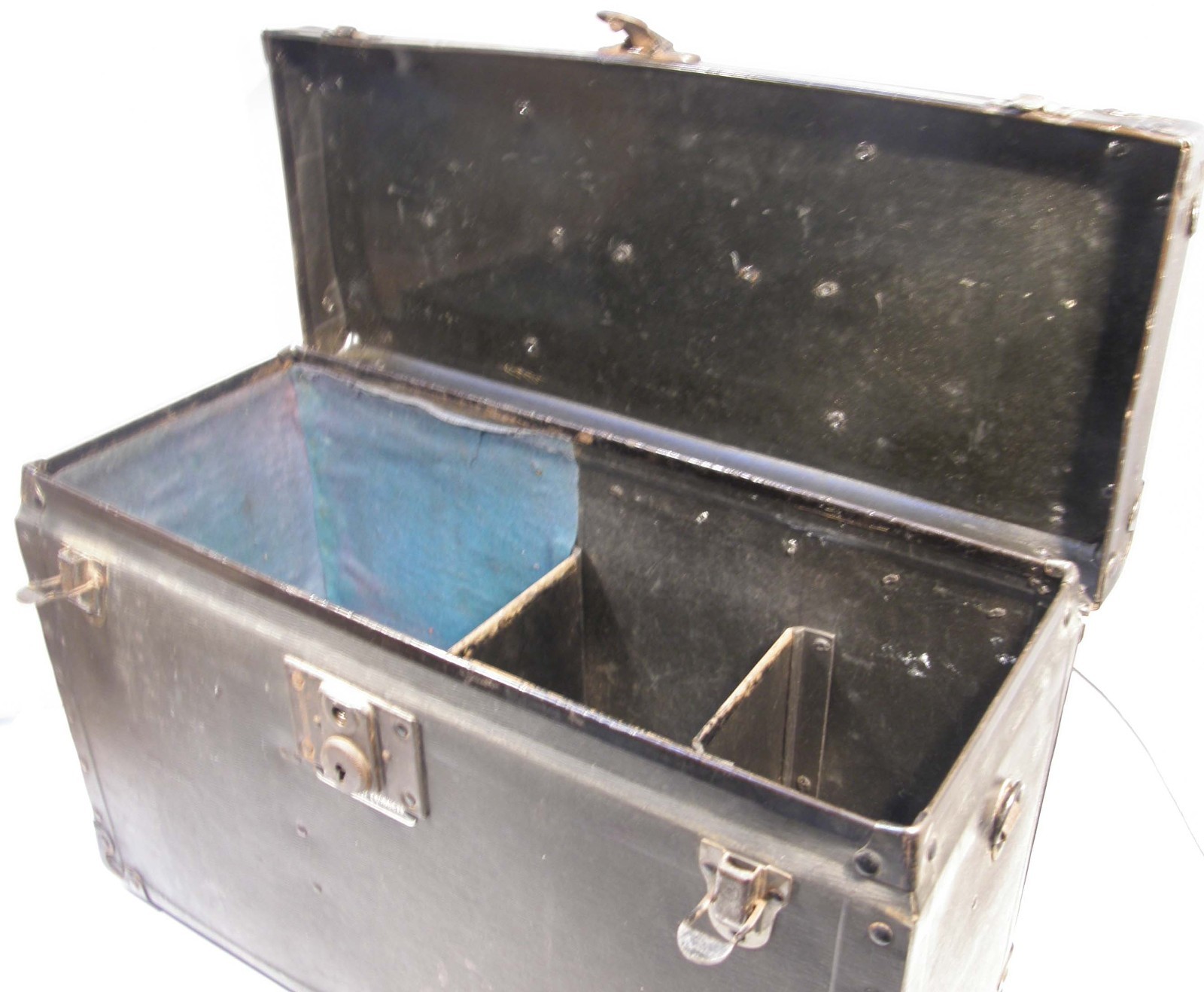 VINTAGE ELKAY PHOTO PRODUCTS PHOTOGRAPHERS FIELD TRAVEL HARD BLACK CAMERA CASE