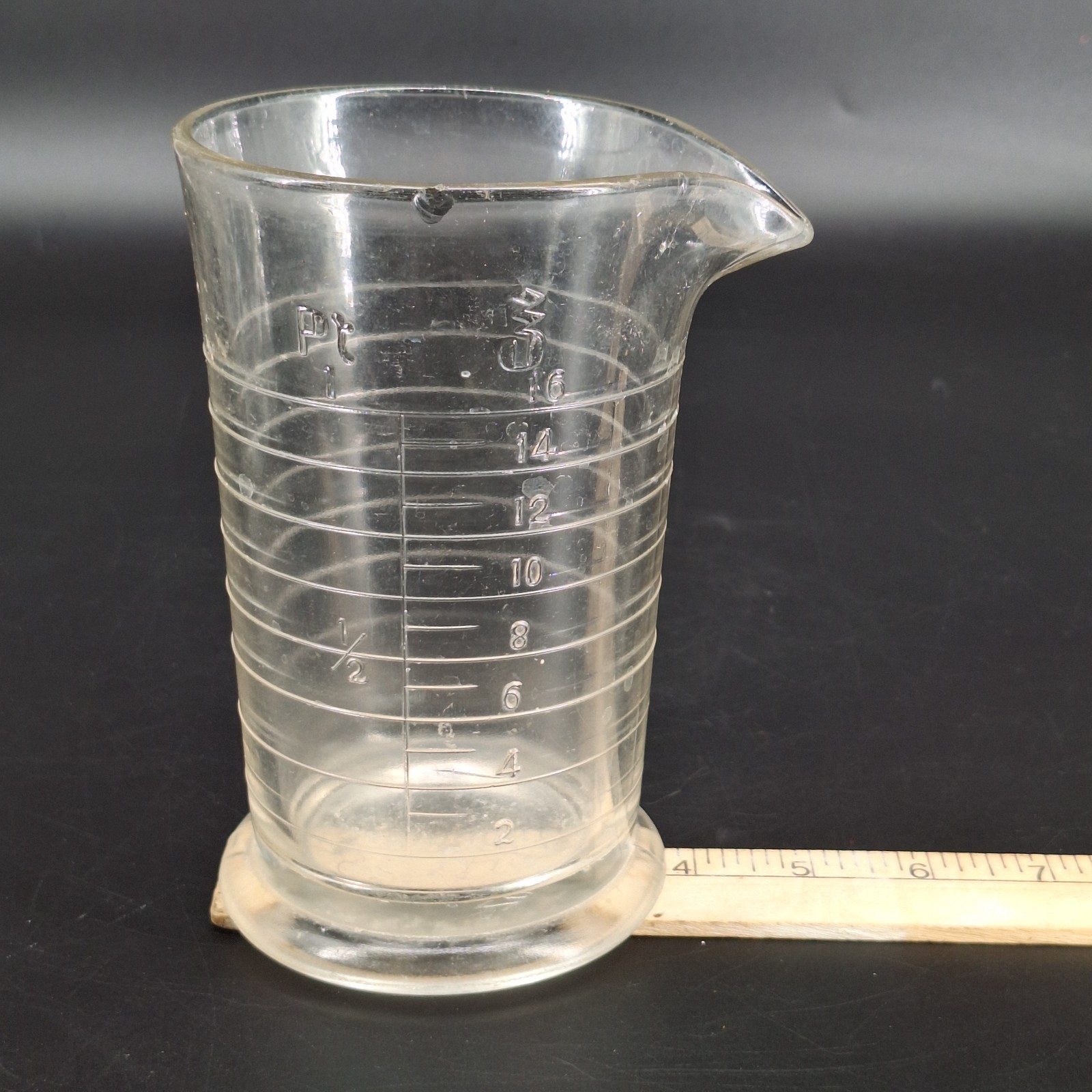 Older Kodak Graduated 8-Ounce Glass Measuring Beaker Vintage READ