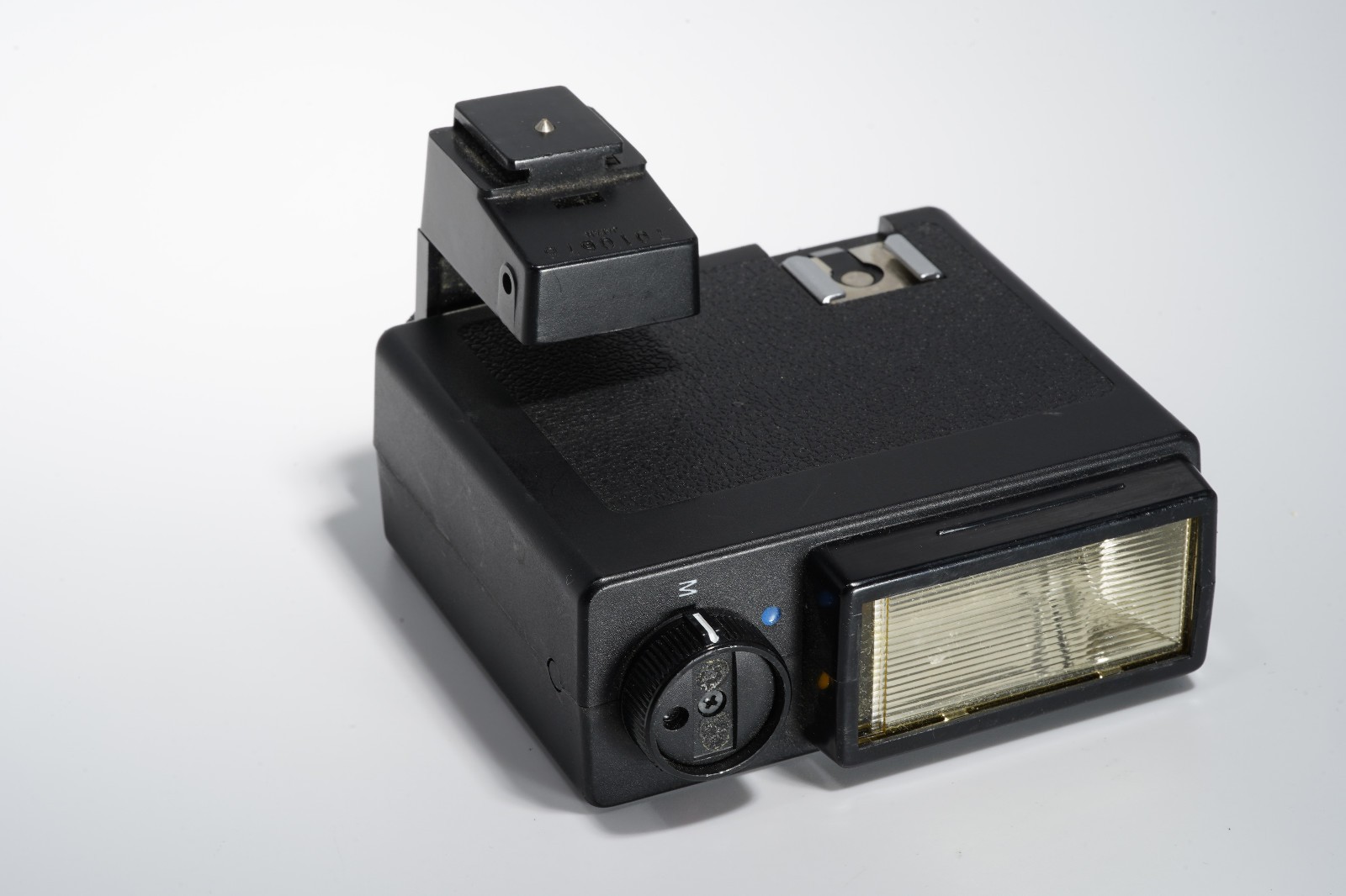 Soligor MK-10A Directional Hot Shoe Flash – Made in Japan – TESTED WORKING GOOD!