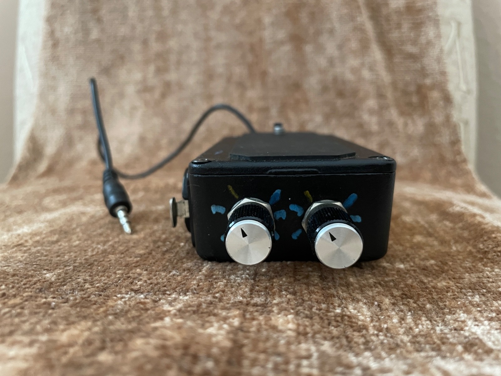 2 Channel audio mixer with Mic/Line XLR, inputs & 1/8″ Stereo output/Video Cam