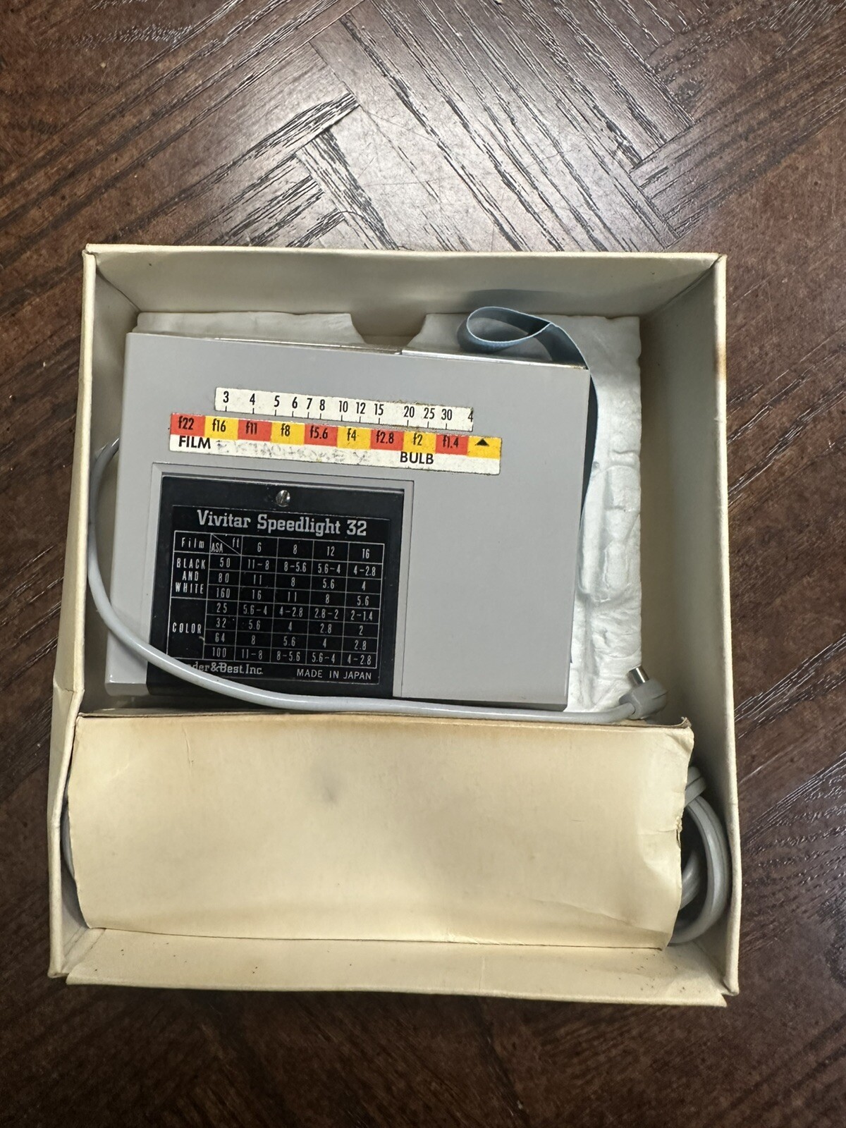 1970/80s Vivitar Speedlight 32 Electronic Flash Unit w/Box Automatic Lens System