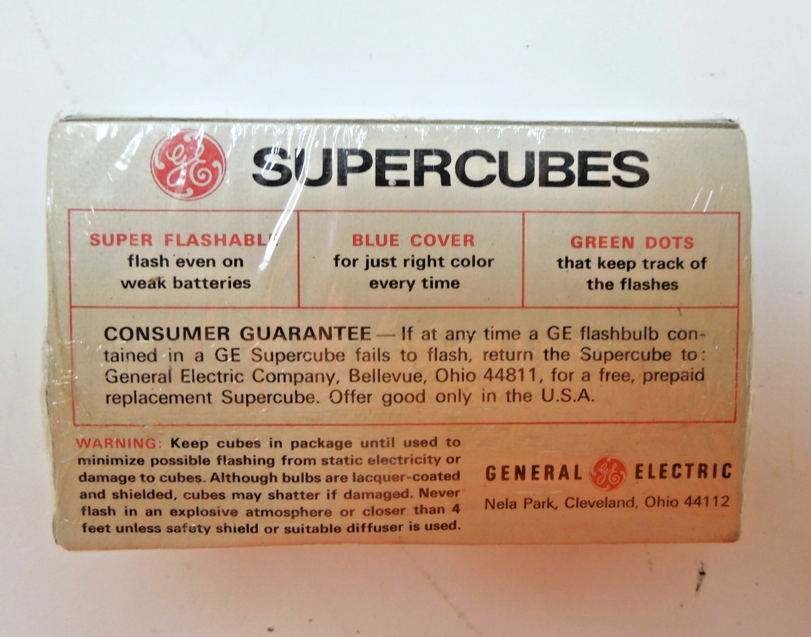 GENERAL ELECTRIC GE SUPER CUBES – MISP – VINTAGE FLASH PHOTOGRAPHY