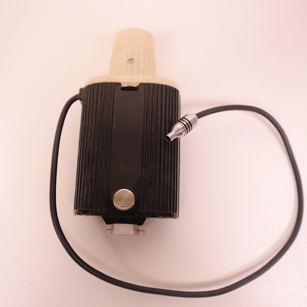 KODAK KODABLITZ flash unit for B15s BAYONET type bulbs METAL REFLECTOR GERMANY