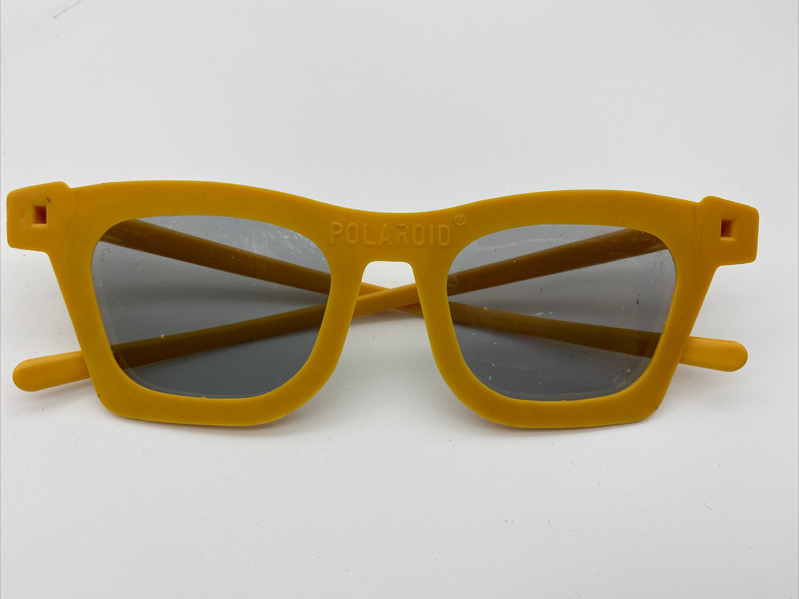 Vintage Polaroid 3-D Glasses Set of 6 Yellow Plastic Frames Model 729 Movie Film
