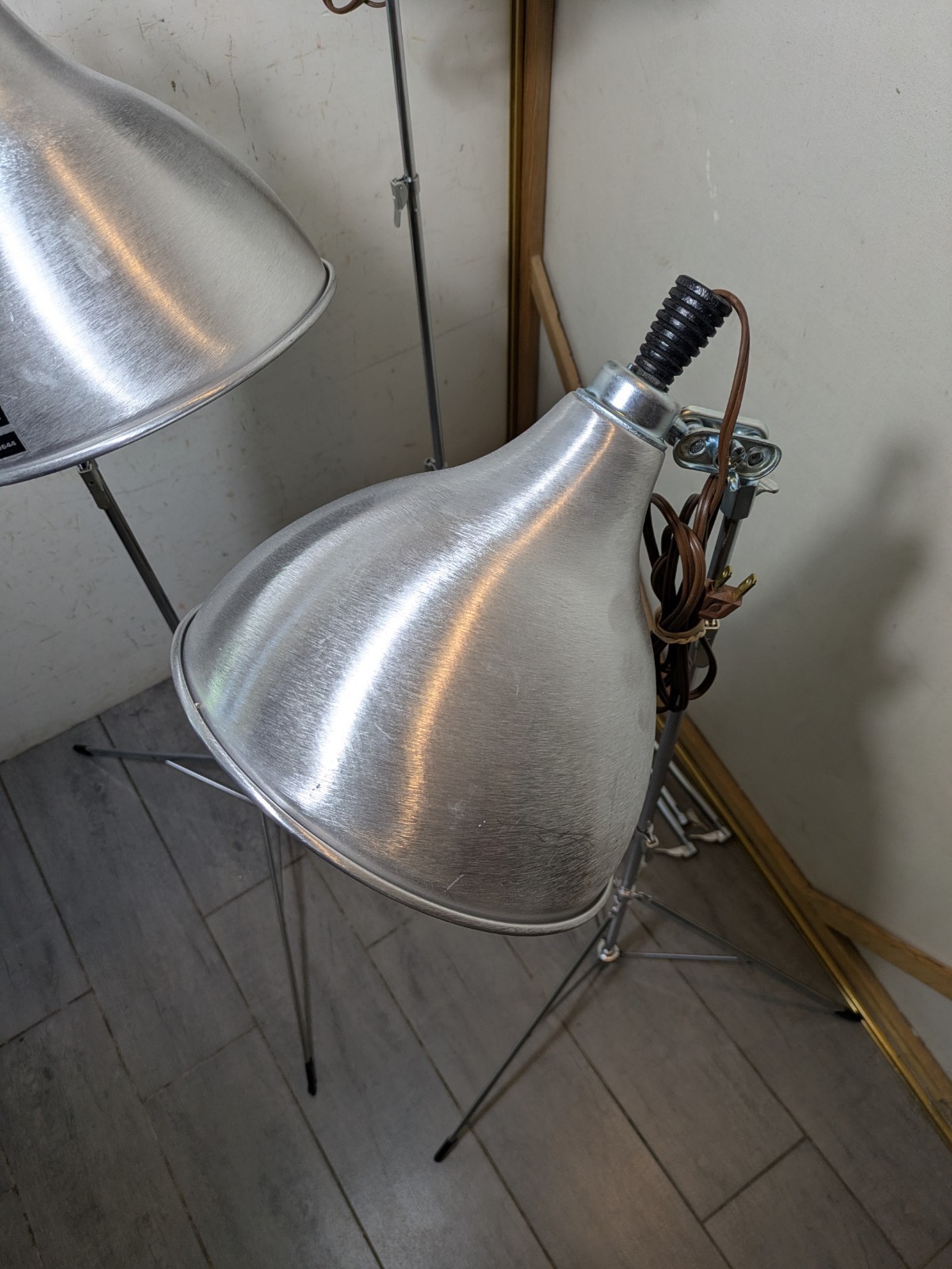 Vintage MCM Acme-Lite Senior Litepak Photo Studio 3 Light Kit Tripods Aluminum