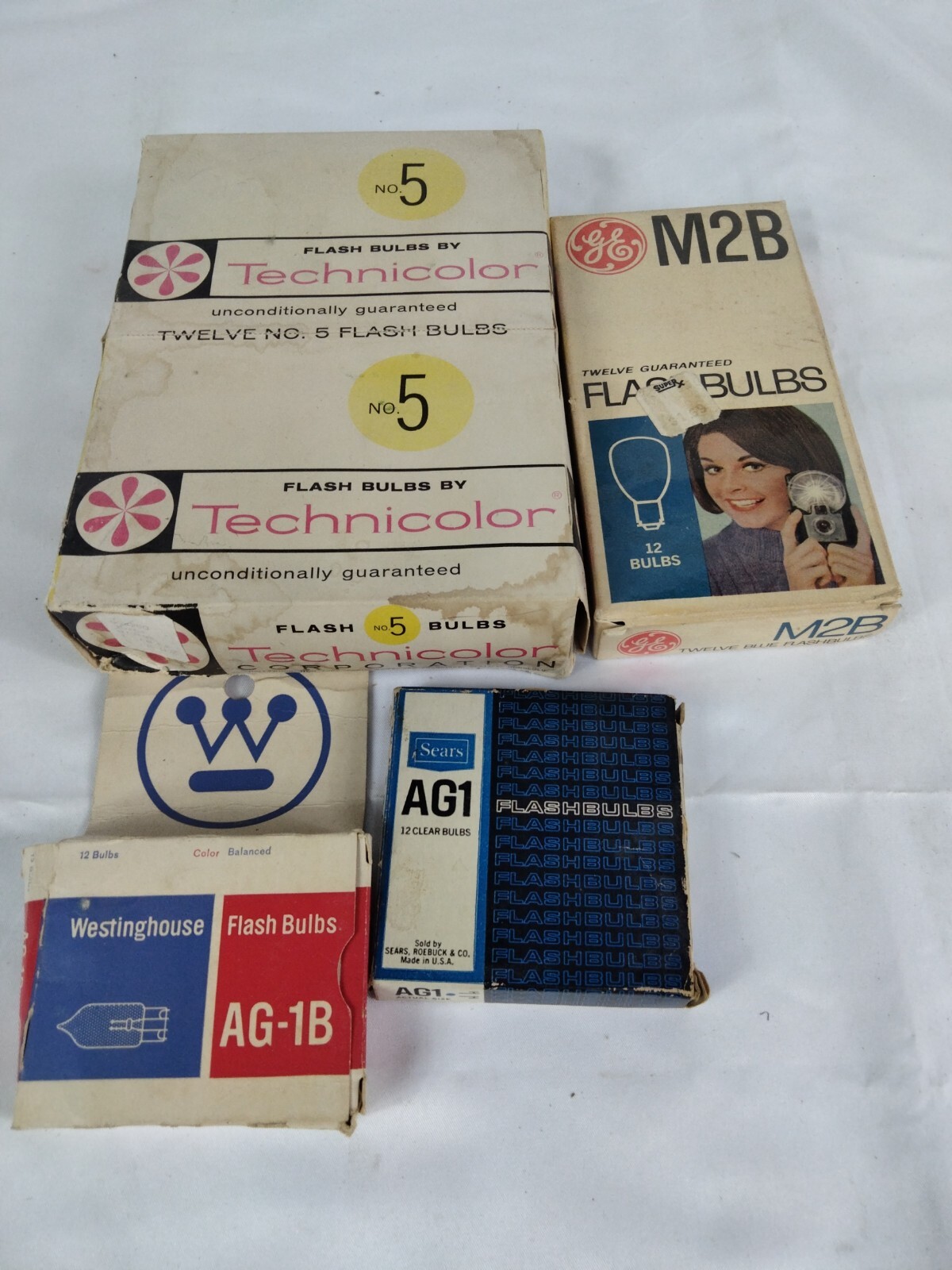vintage camera flash bulbs. Technicolor, m2b ge, Westinghouse ag-1b, sears ag1