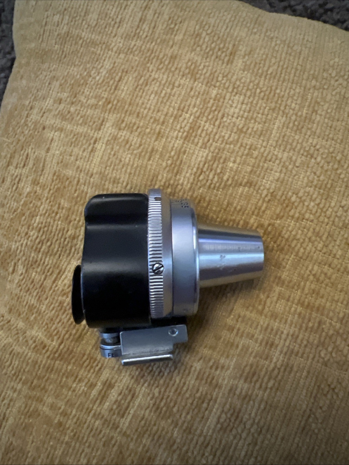 E. LEITZ WETZLAR BLACK UNIVERSAL VIEW FINDER for LEICA RANGEFINDER?