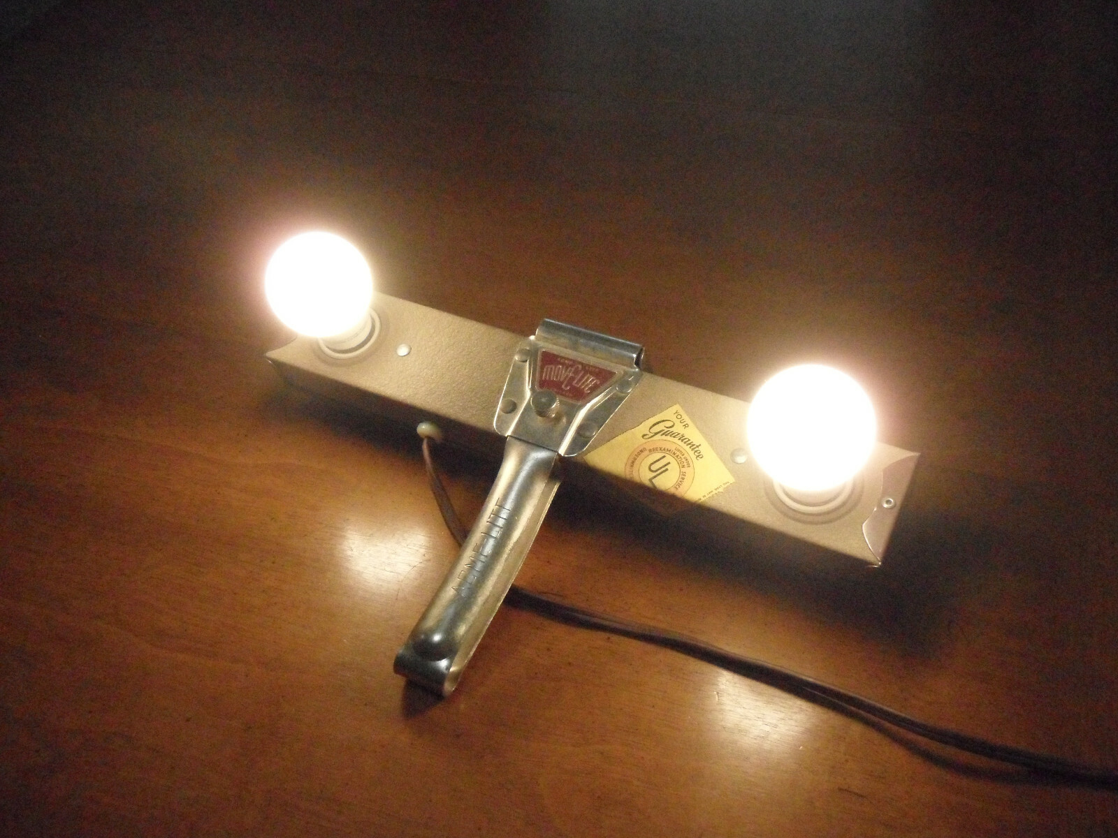 Vintage Acme Lite Mov-E-Lite 2-Bulb Acme-lite Mov-E-Lite Model No. 2 Working