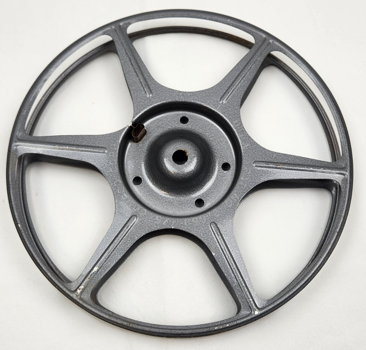 Compco 16mm Auto-Take-Up Film Reel with Can, 7-Inch / 400 ft. Vintage 1950’s