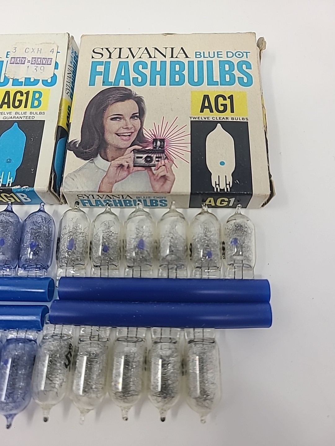 Vintage Sylvania AG-1/AG-1B Blue Dot Replacement Flashbulbs