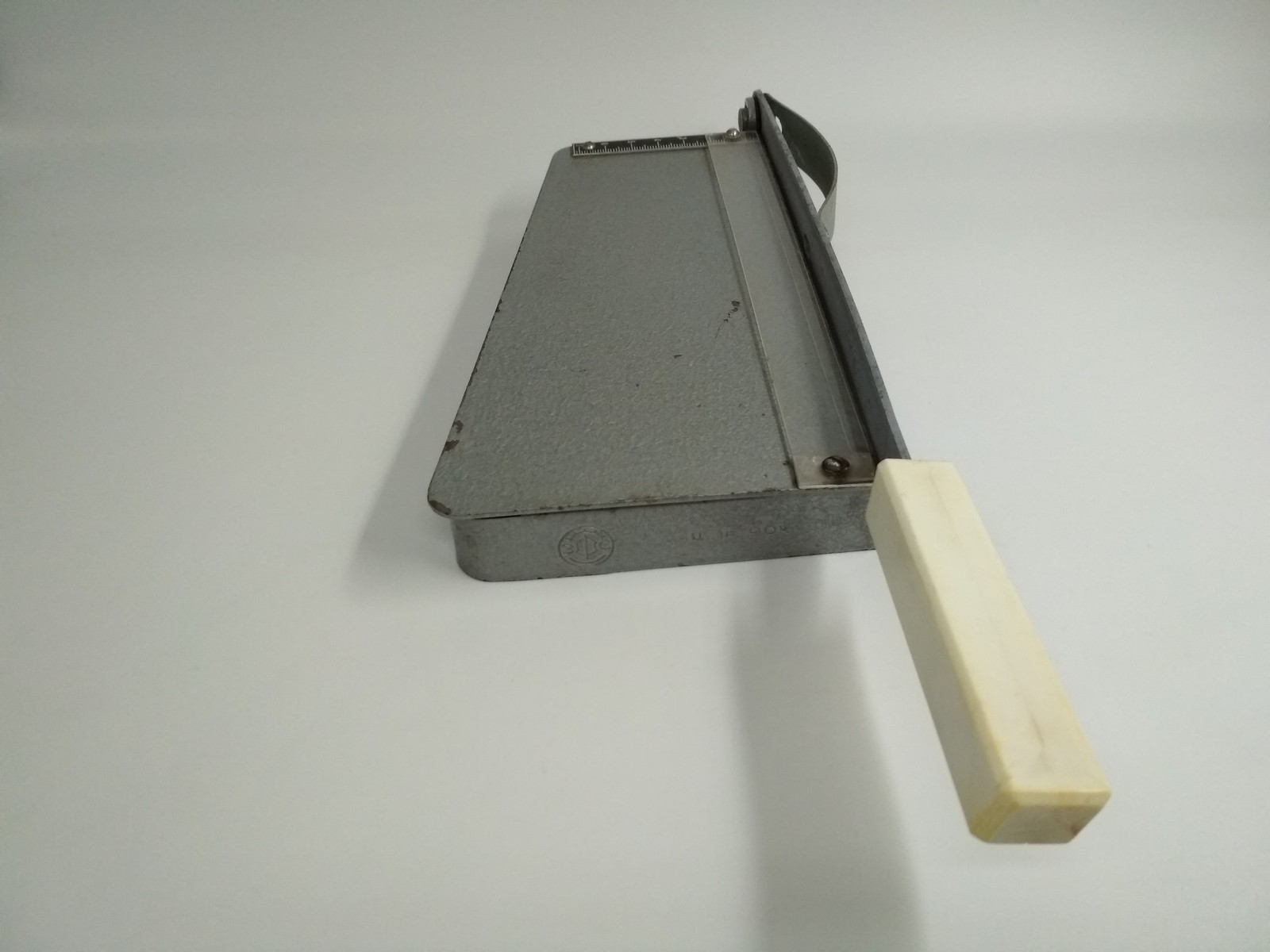 Soviet photo paper cutter (straight, even cut), photo cutting, *1168