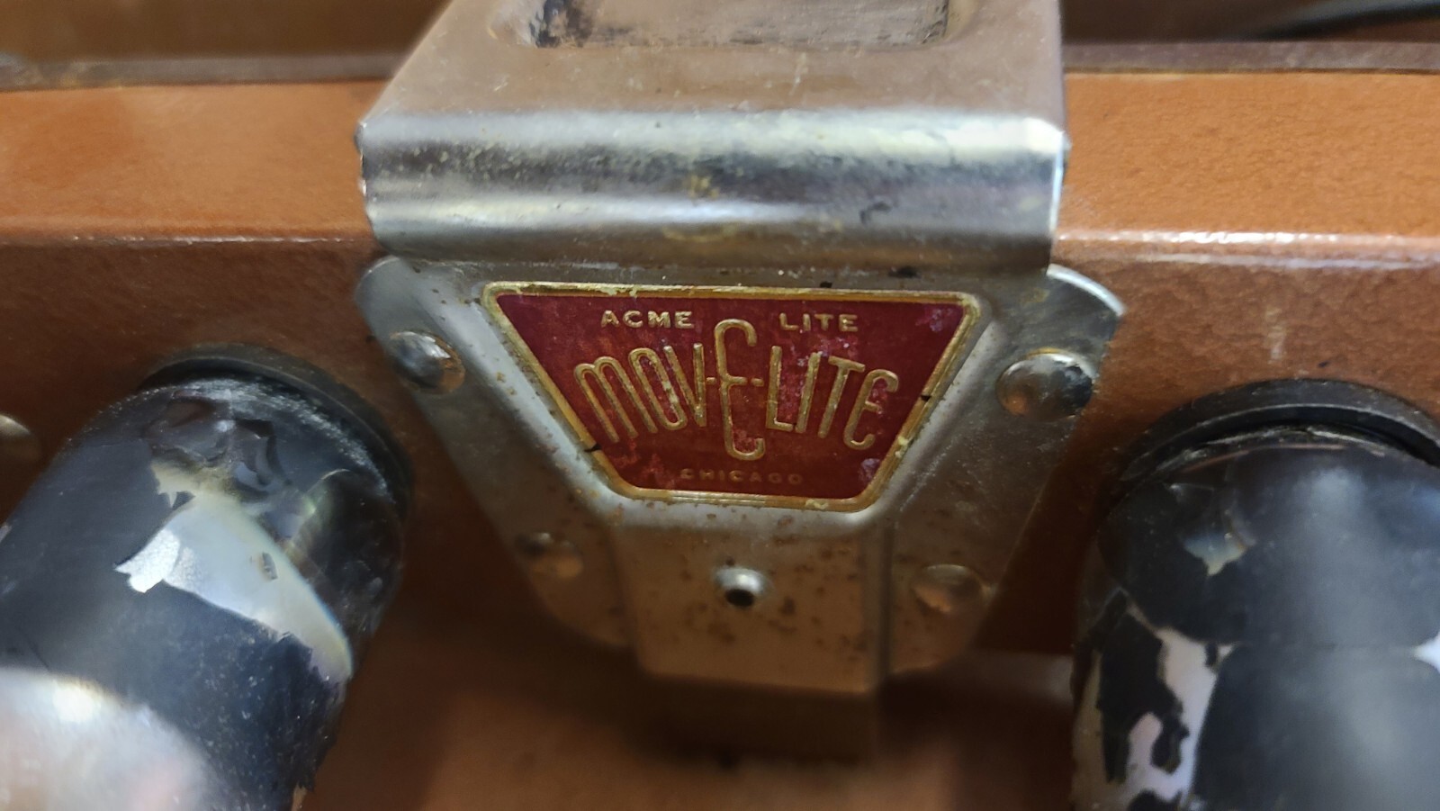 Acme Mov-e-Lite