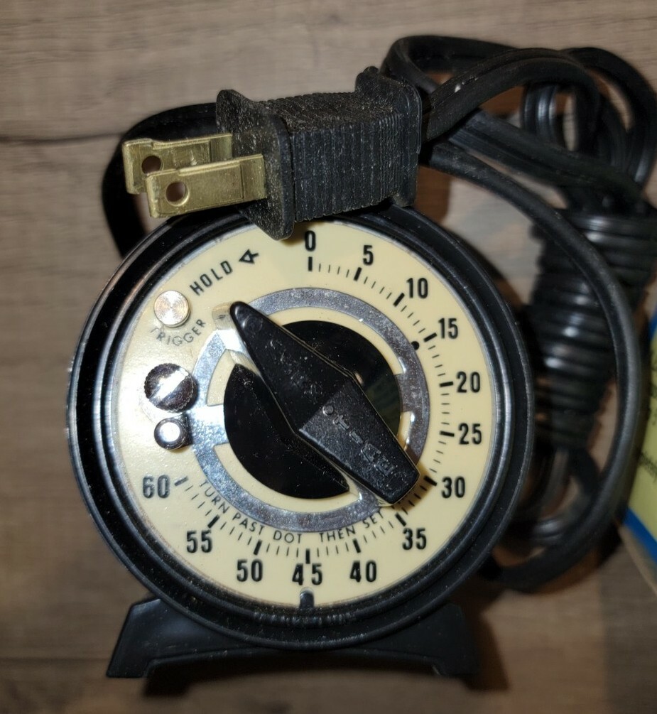 Vintage MARK-TIME PHOTOGRAPHIC TIME SWITCH w/ LUMINESCENT DIAL CAT# 78180
