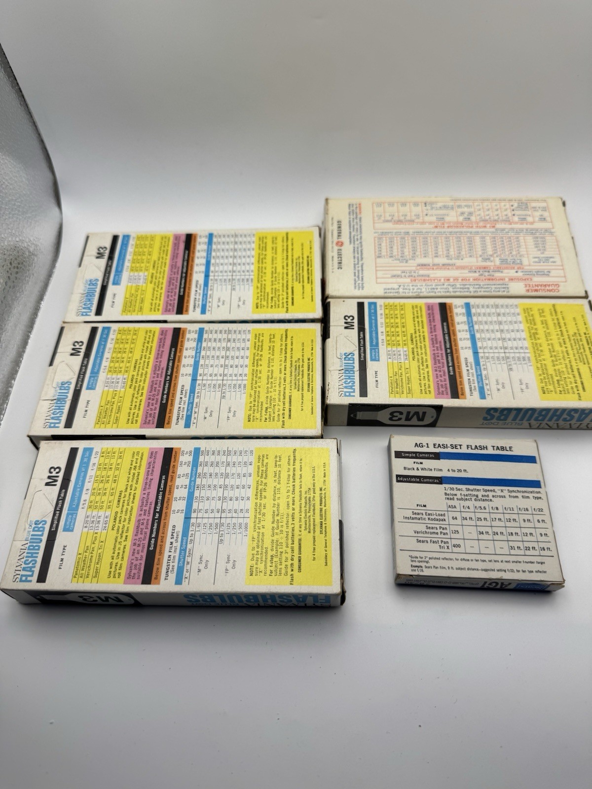 Lot of Vintage M3 And AG1 Flashbulbs In Original Packages