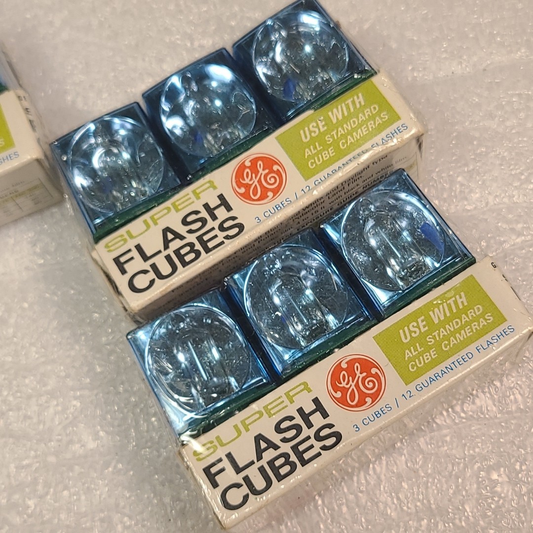 New Old Stock General Electric Flash Cubes Set Of 3 Packs Or 36 Flashes
