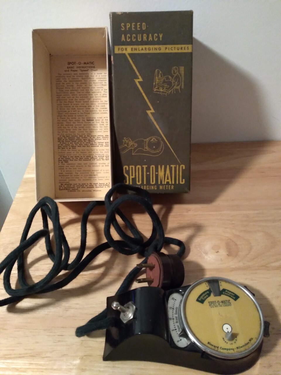 Vintage 1950’s Kinnard Company Spot-O-Matic Enlarging Meter Original Instruction