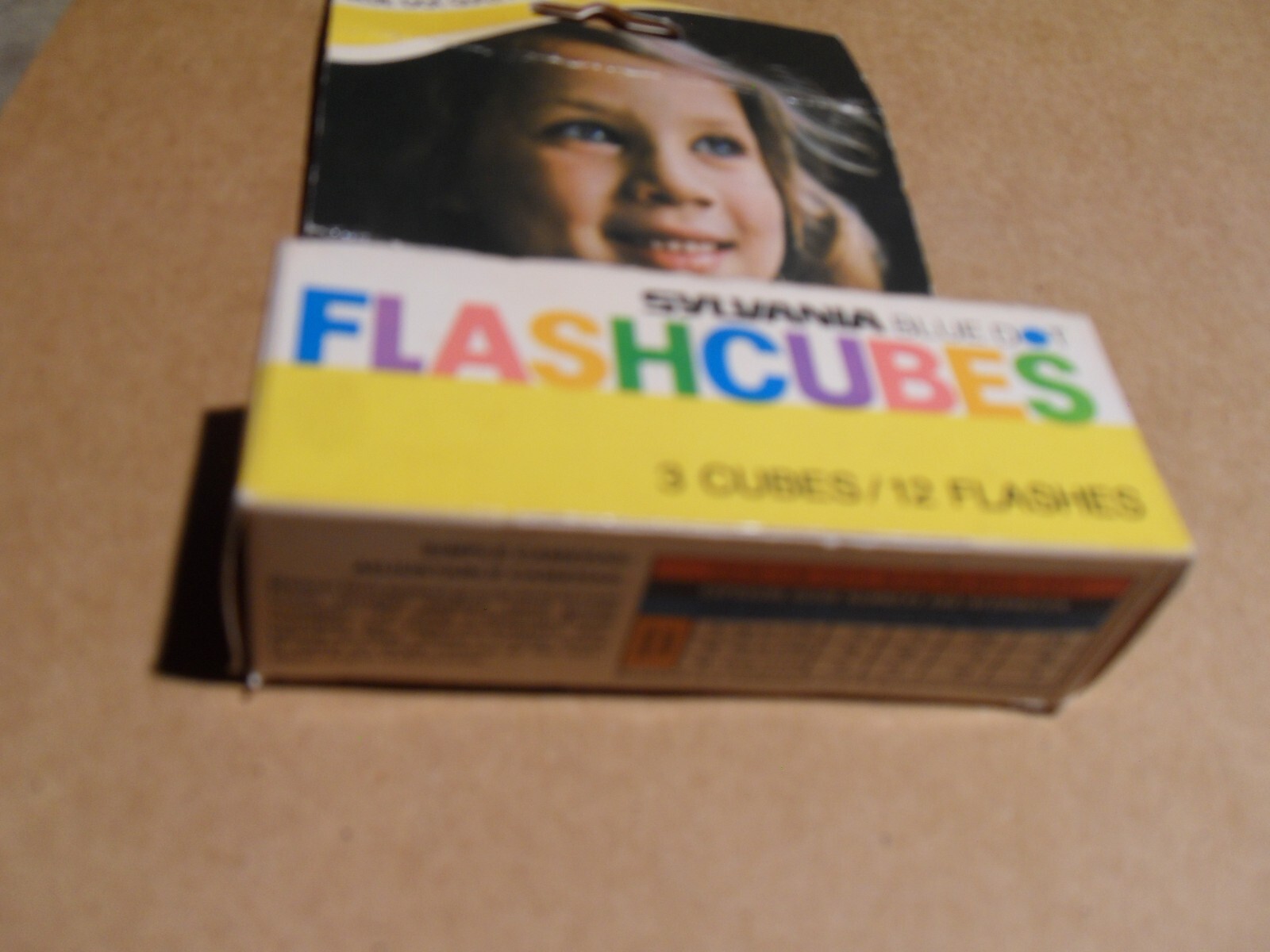 Sylvania Blue Dot Flashcubes Camera Flash Cubes 3 Pack 12 Flashes NEW OLD STOCK