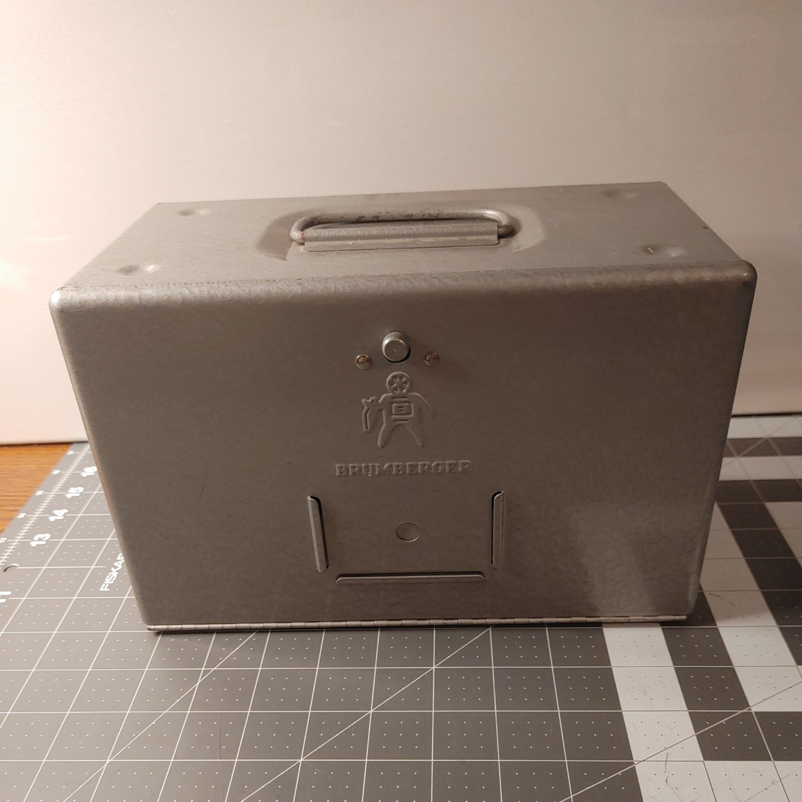 Brumberger Reel to Reel Metal Storage Case Holds 12 VINTAGE