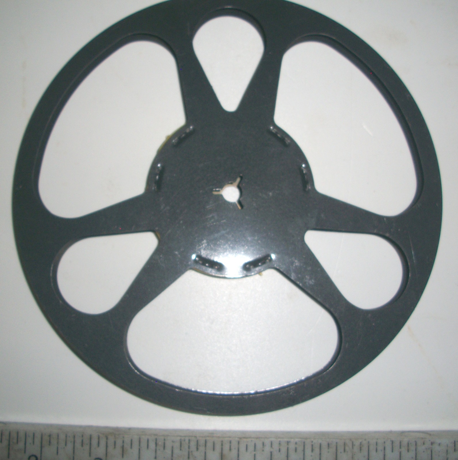 4 x GOLDBERG BROS 8mm Vintage Movie 7 inch 400 ft Film Reel Made of Steel, NOS