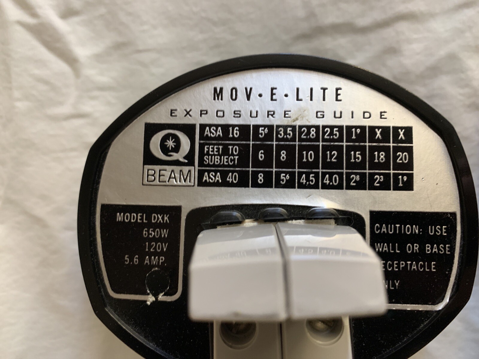 Q BEAM Mov-E-Lite ACME -LITE DXK CINE KODAK FOLDING 1500W VINTAGE Lot Of 2