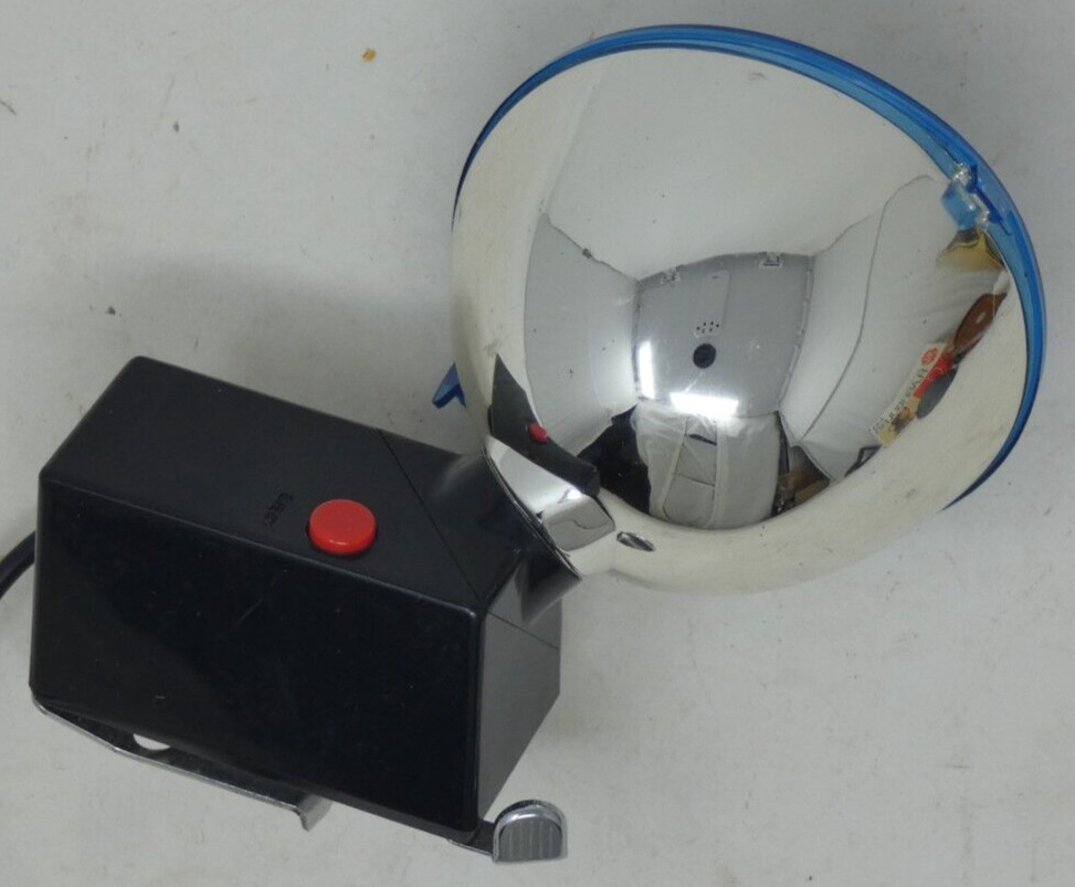 Vintage Polaroid Flashes 258 and 281, 4 Lenses and 6 M3 Flash Bulbs