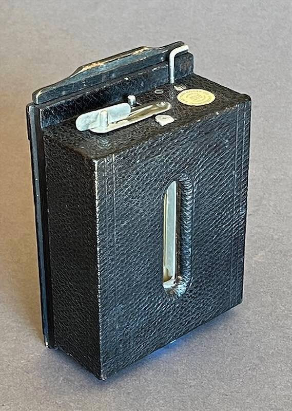 ANTIQUE EASTMAN KODAK 3 1/4 X 4 1/4 ROLL FILM BACK ~ c. – 1889