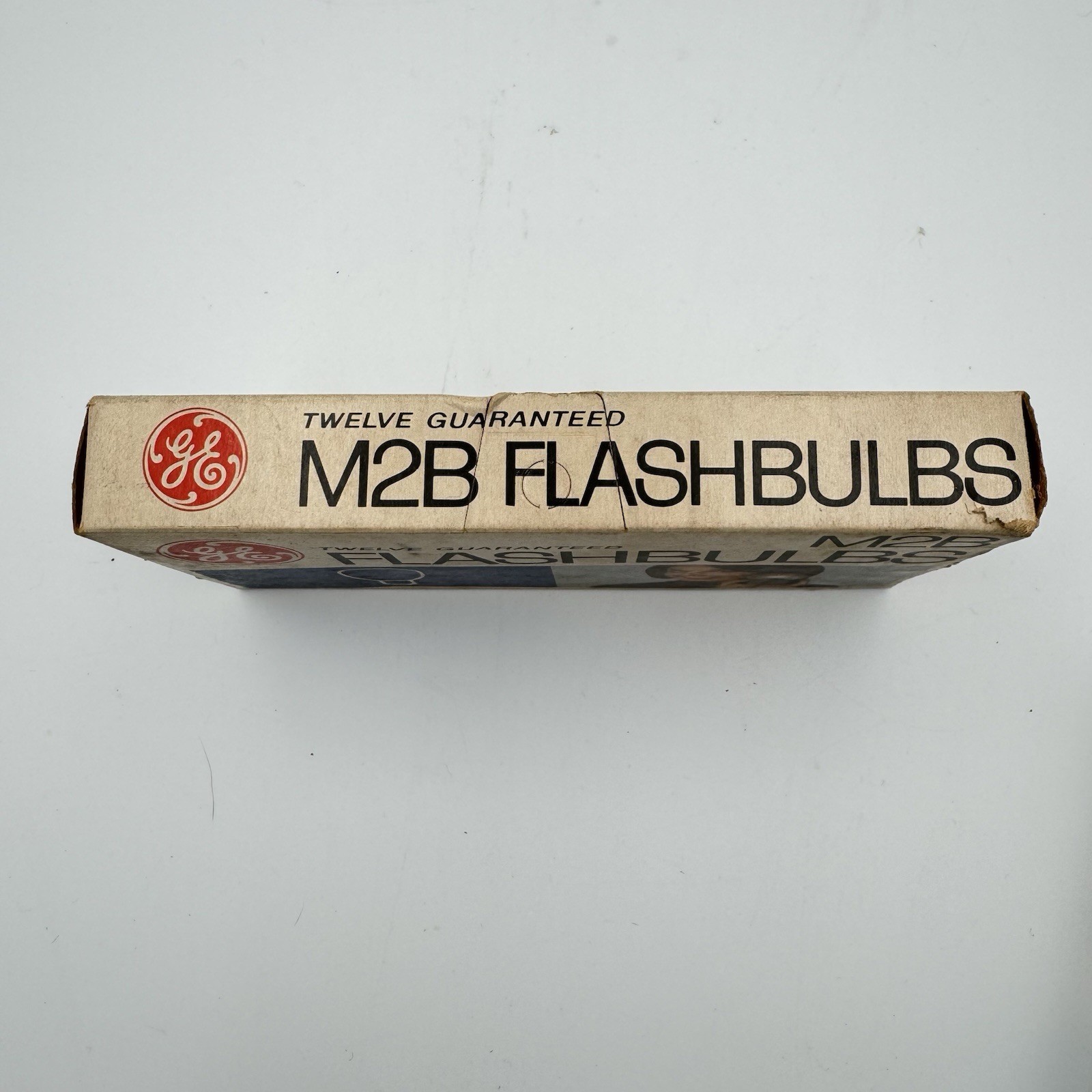 Vintage GE M2B Flashbulbs – 6 Blue Bulbs – General Electric New Old Stock