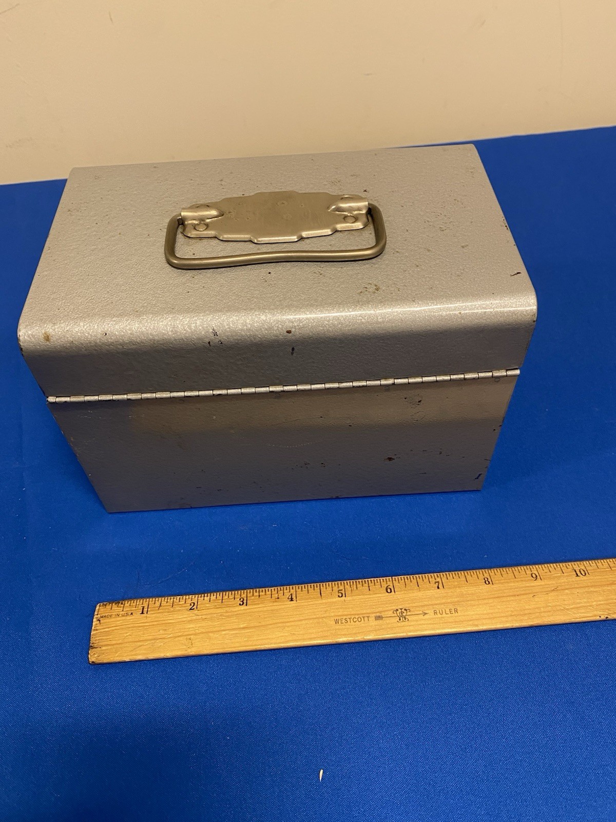 Vintage Metal Reel/film Case 10-12 Slots