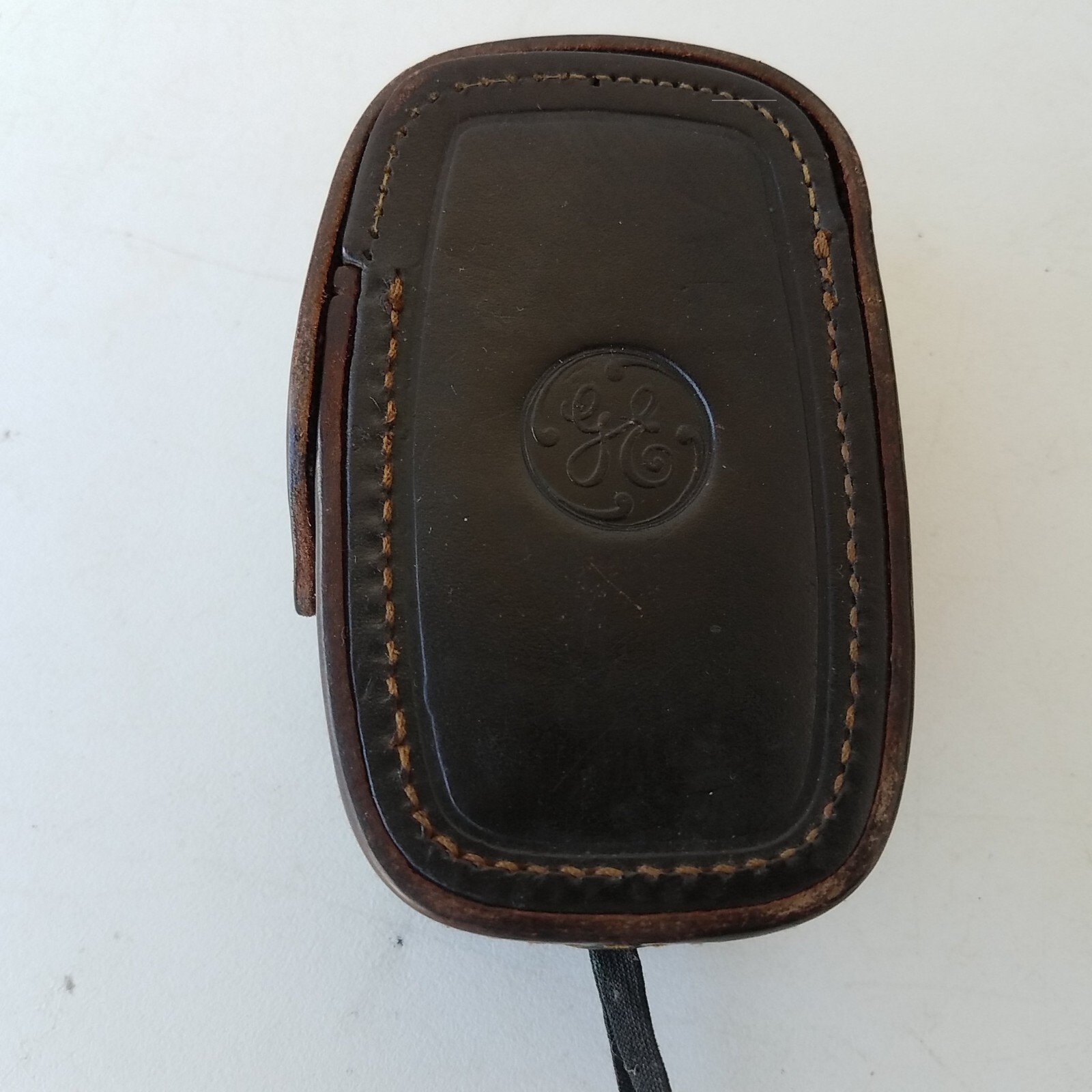 General Electric Exposure Meter Model 8DW58Y5 With Leather Case