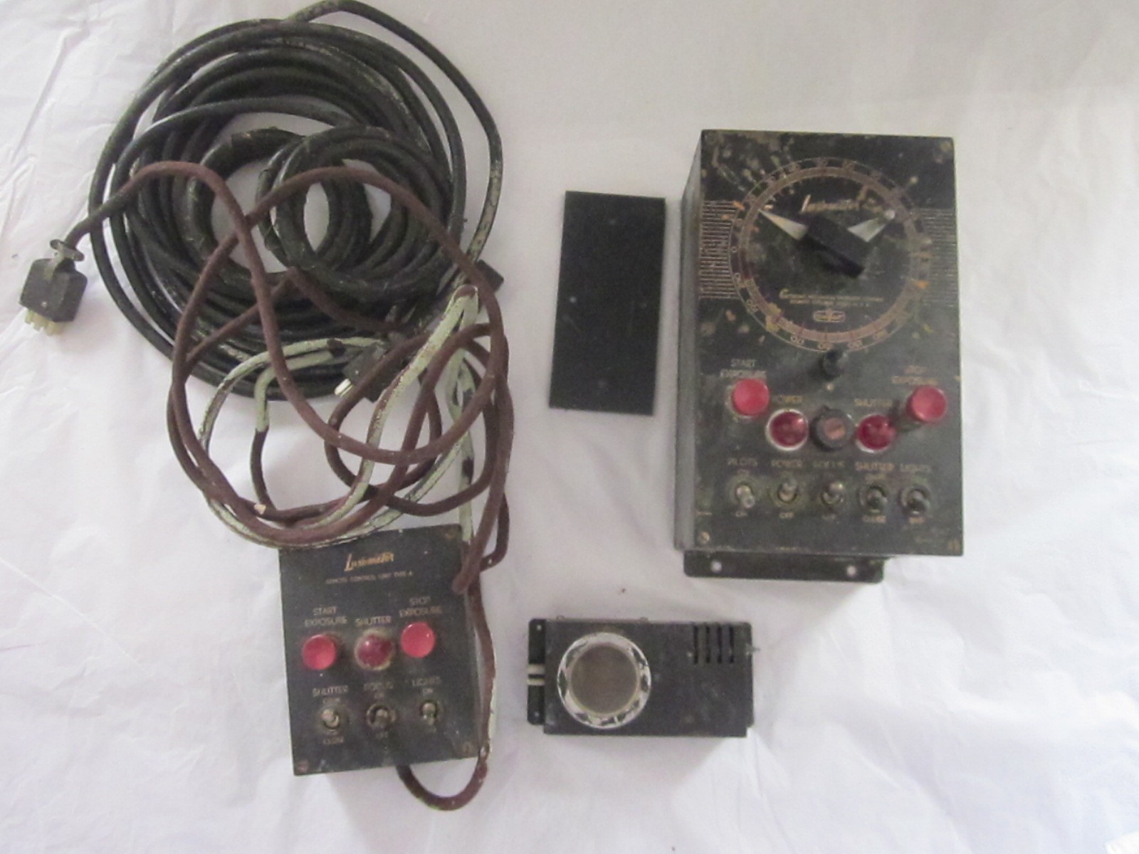Vintage LUXOMETER Electronic Mechanical Products with Remote Light Meter