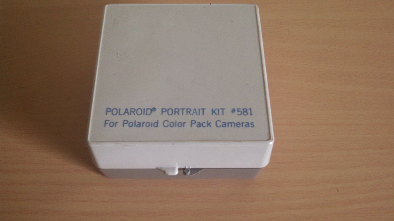 Polaroid Portrait Kit 581