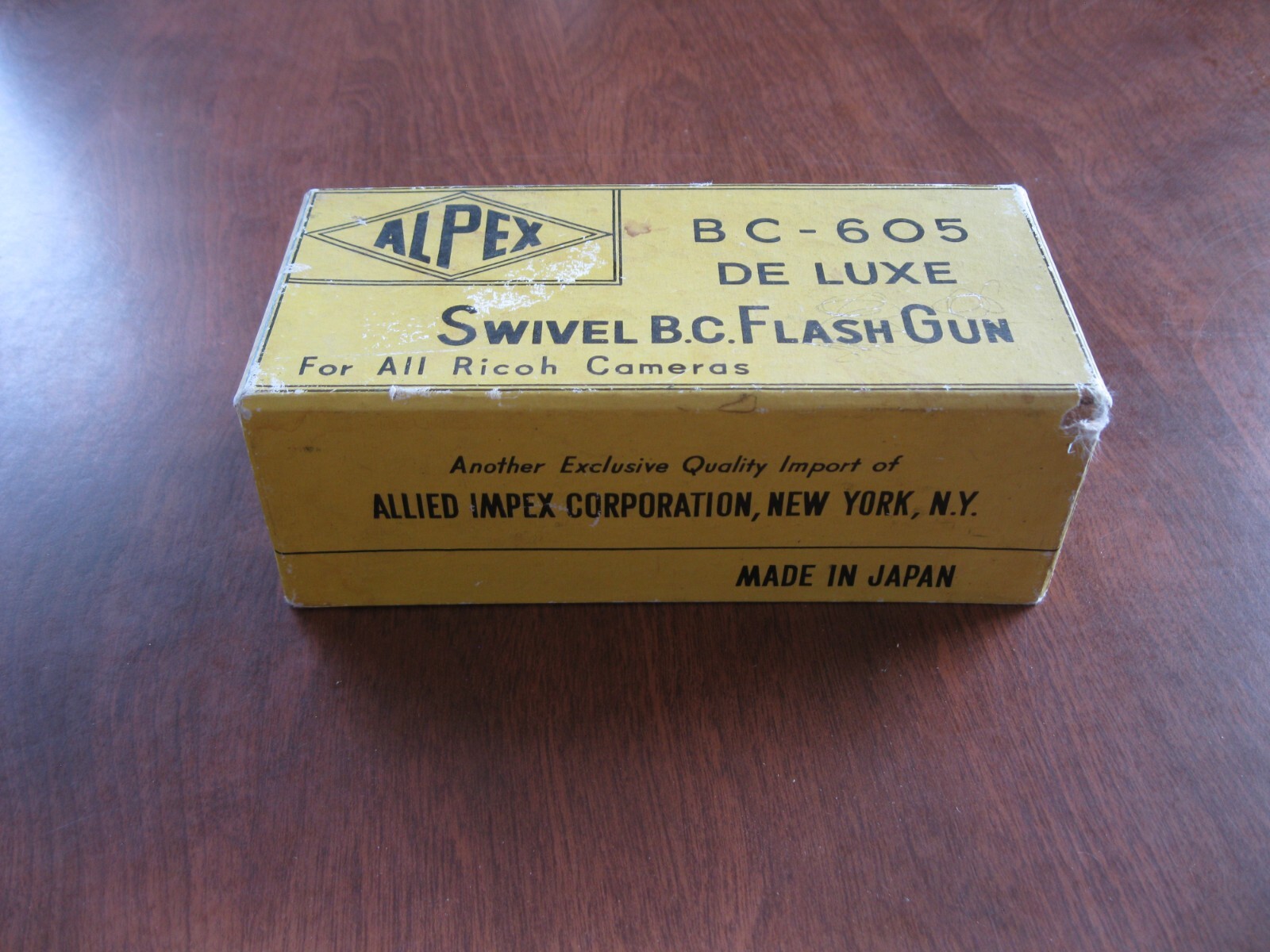 Alpex BC – 605 De Luxe SWIVEL B. C. FLASH GUN – with case & box – Free ship