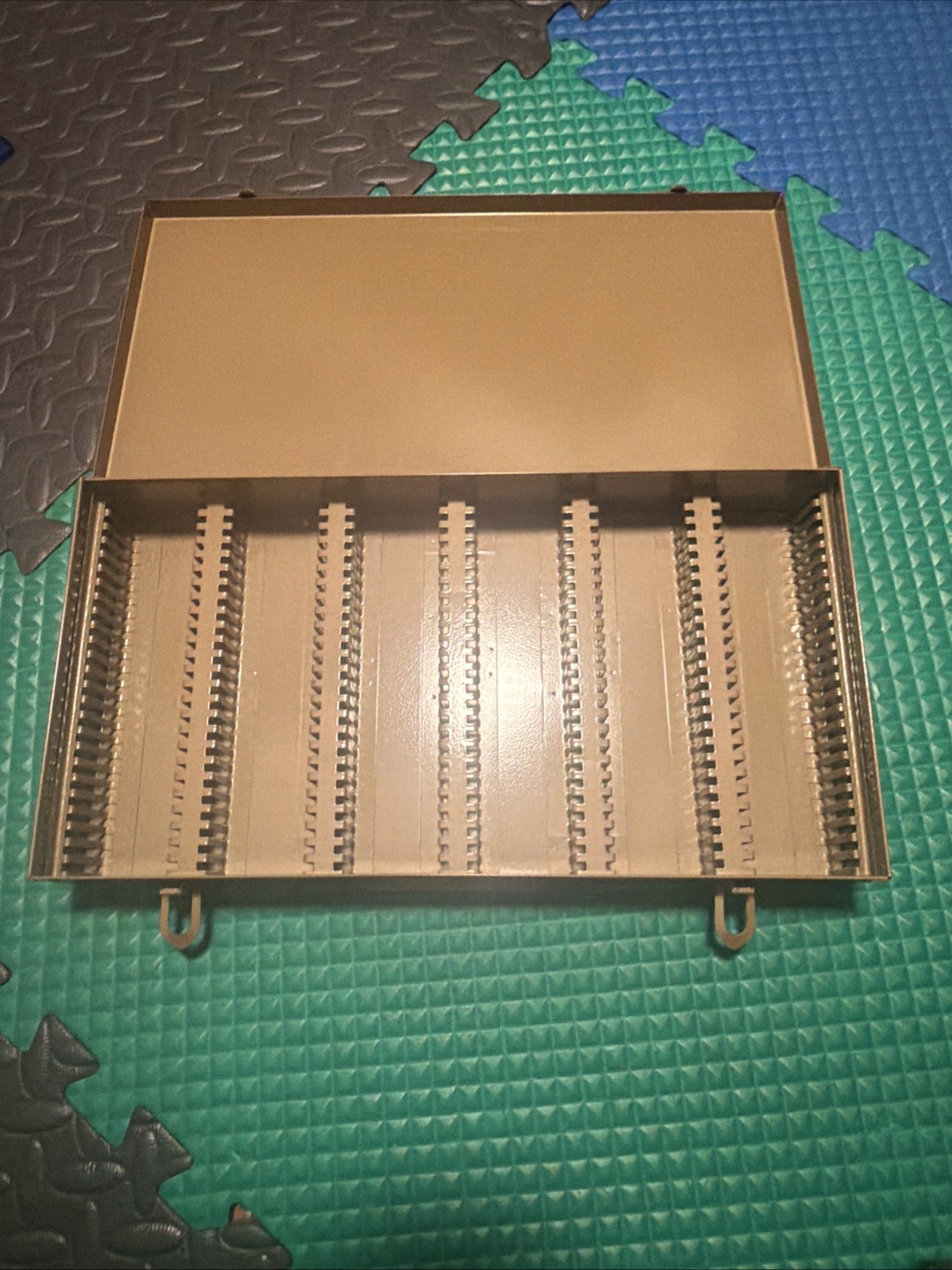 Metal De Luxe Slide File, Perfect for coin holders!
