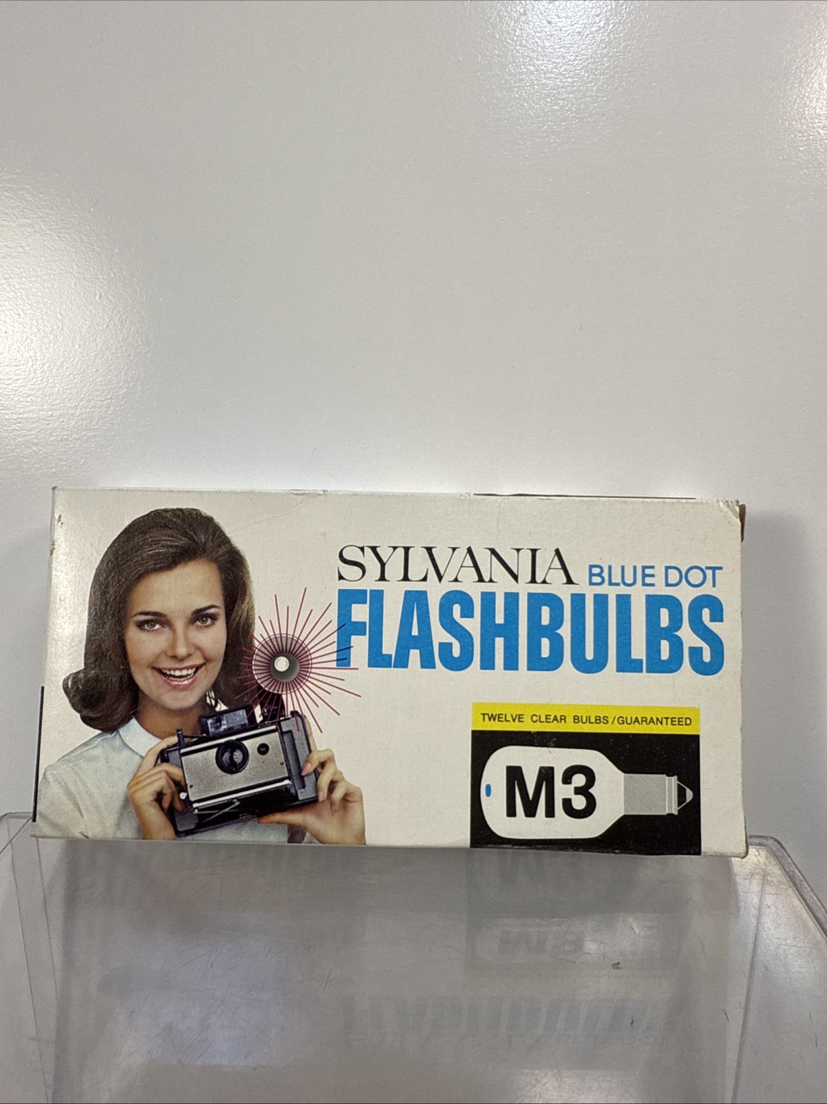 Vintage Sylvania M2B Blue Dot Flashbulbs 12 Unused Clear Flash Bulbs