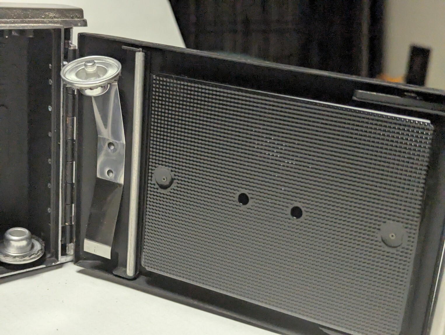 vintage polariod and agfa cameras for display or repair only,untested,dusty