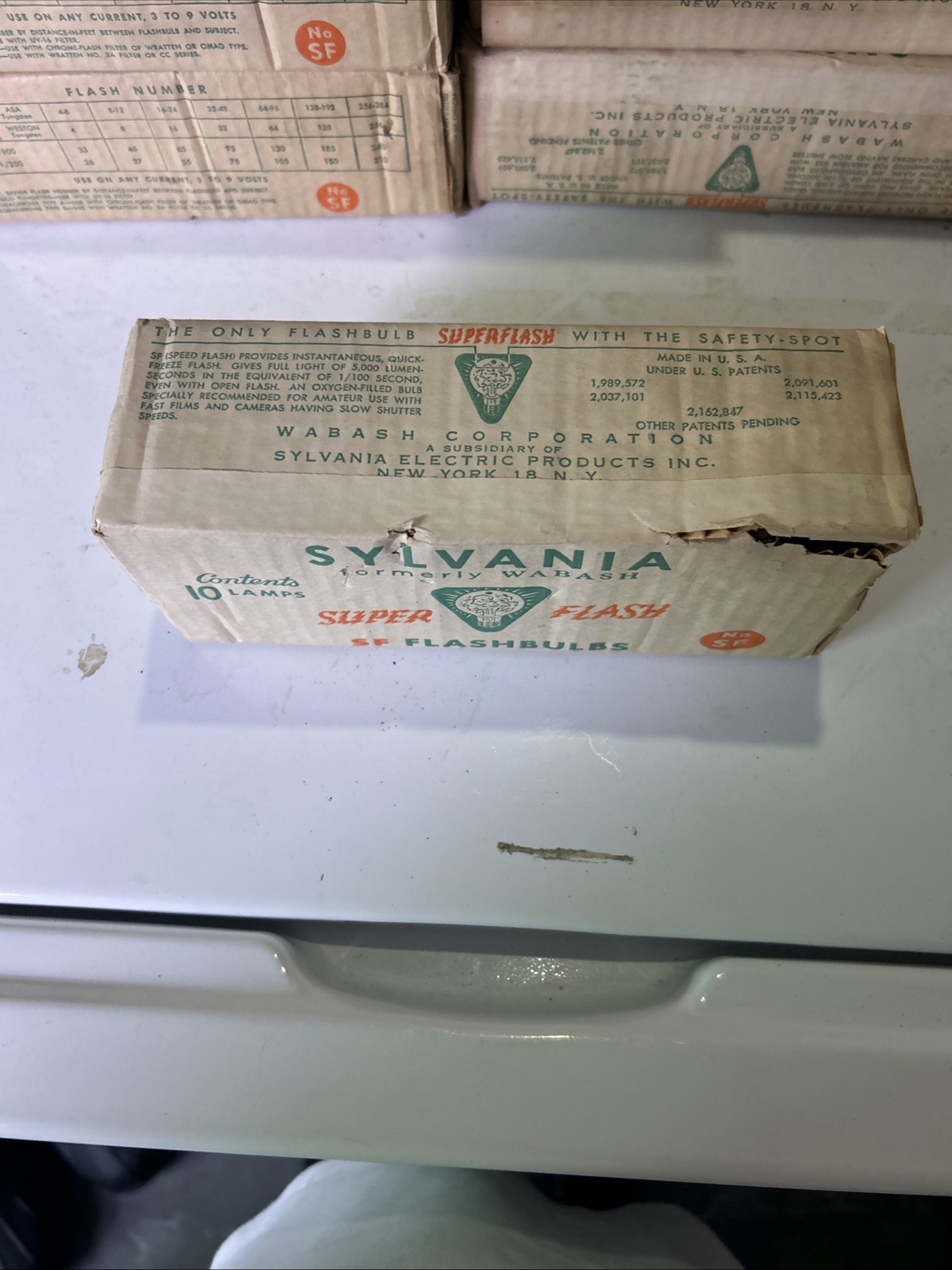 10 Vintage SYLVANIA SF Class F SUPERFLASH Photo flash Bulbs