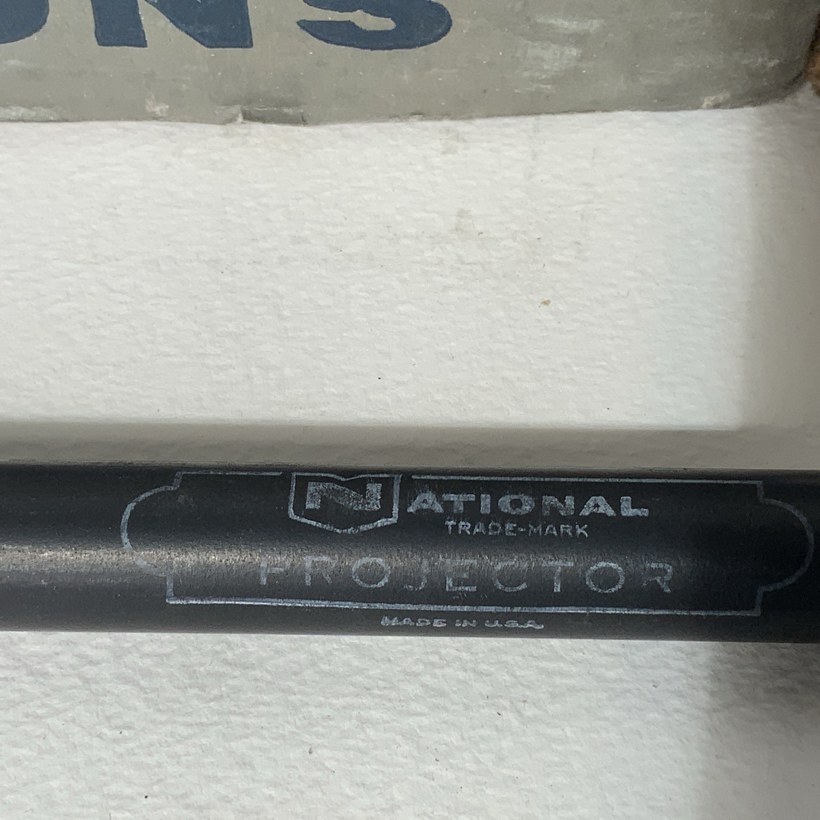 National CARBON ARC RODS – 1 BOX of 50 5/8“ x 12″ Projector Core NEGATIVE