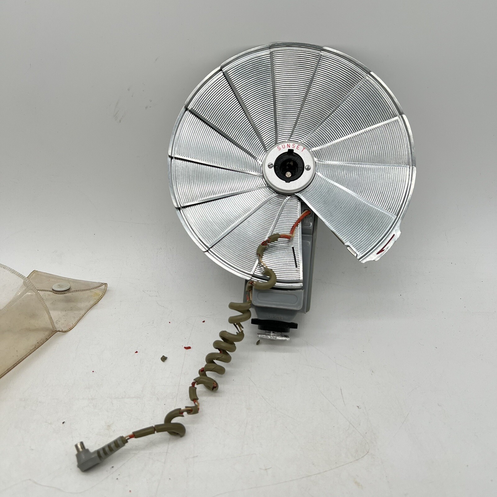 Vintage SUNSET Photo Tilt a Mite Camera Flash Unit Collapsible Fan