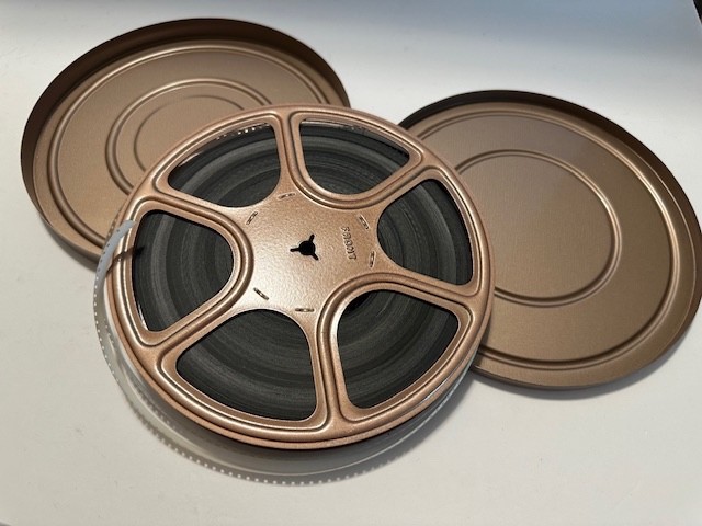 Vintage Reel to Reel 8MM w/ 7″ Plastic Reel & Metal Case – Family Home Movies